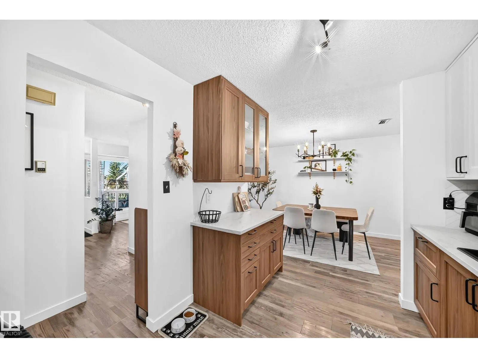 #68 2204 118 ST NW