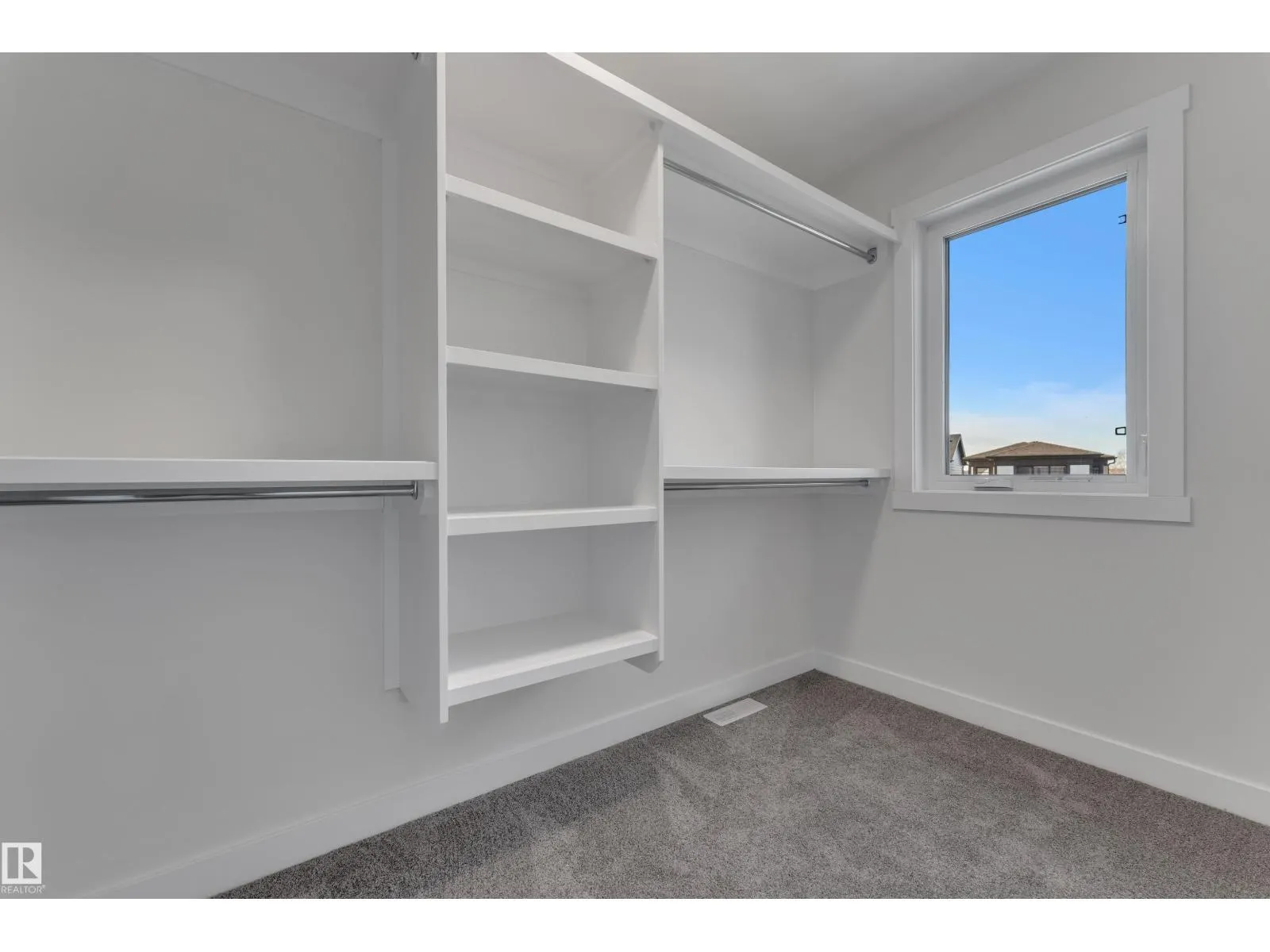 7428 Klapstein CR SW