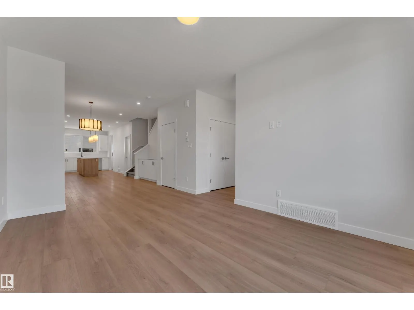 7428 Klapstein CR SW