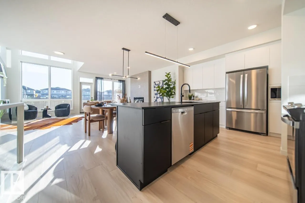 411 31 ST SW