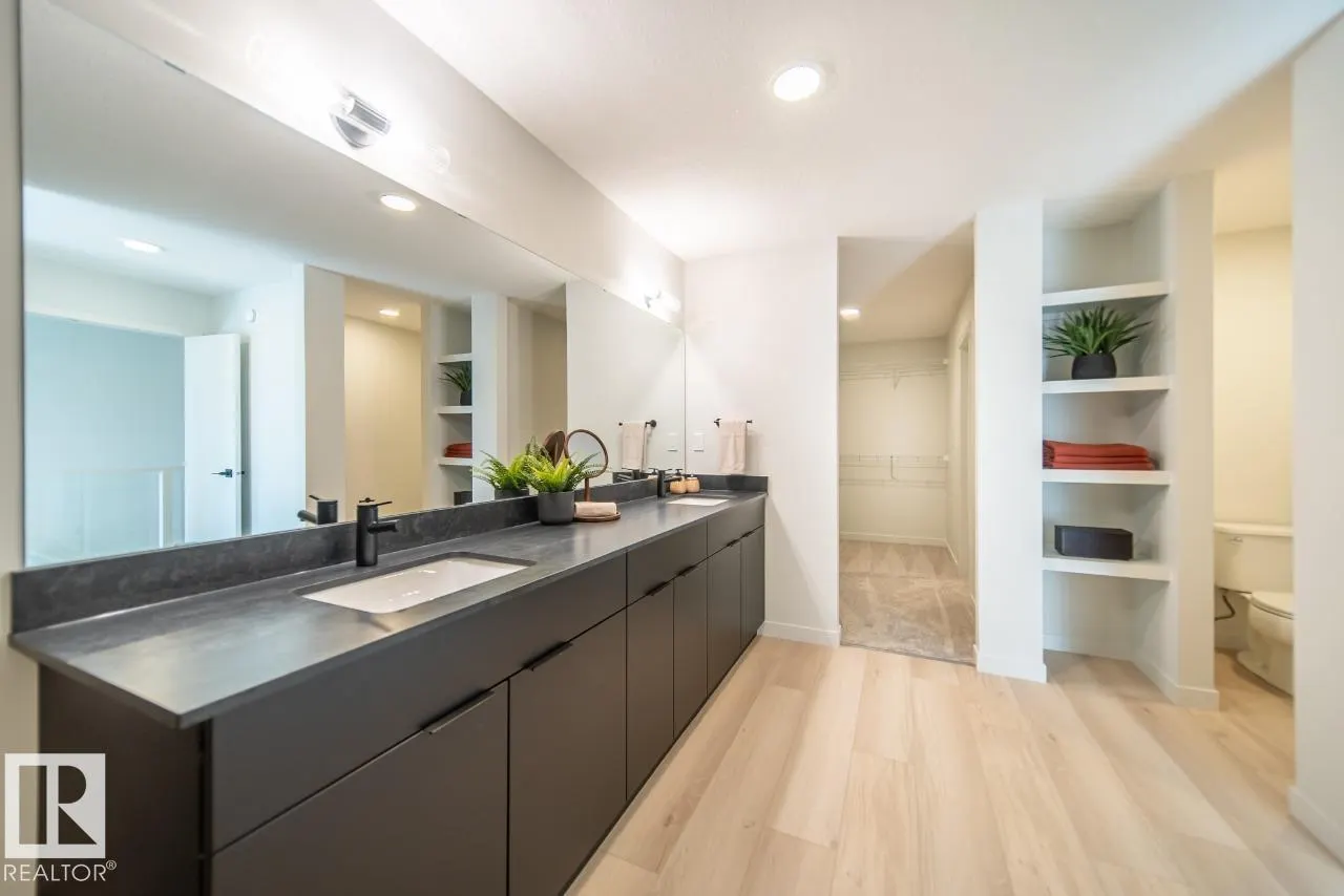 411 31 ST SW