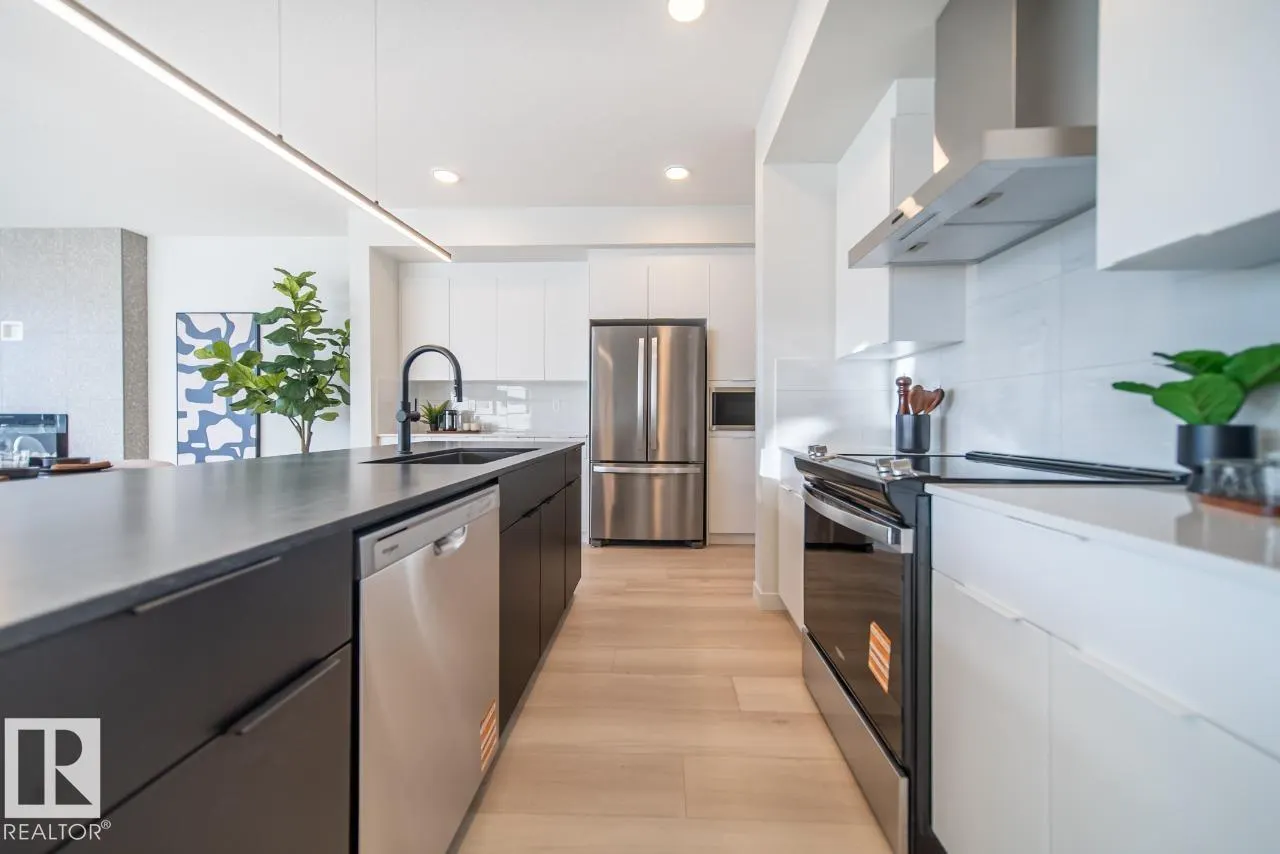 411 31 ST SW