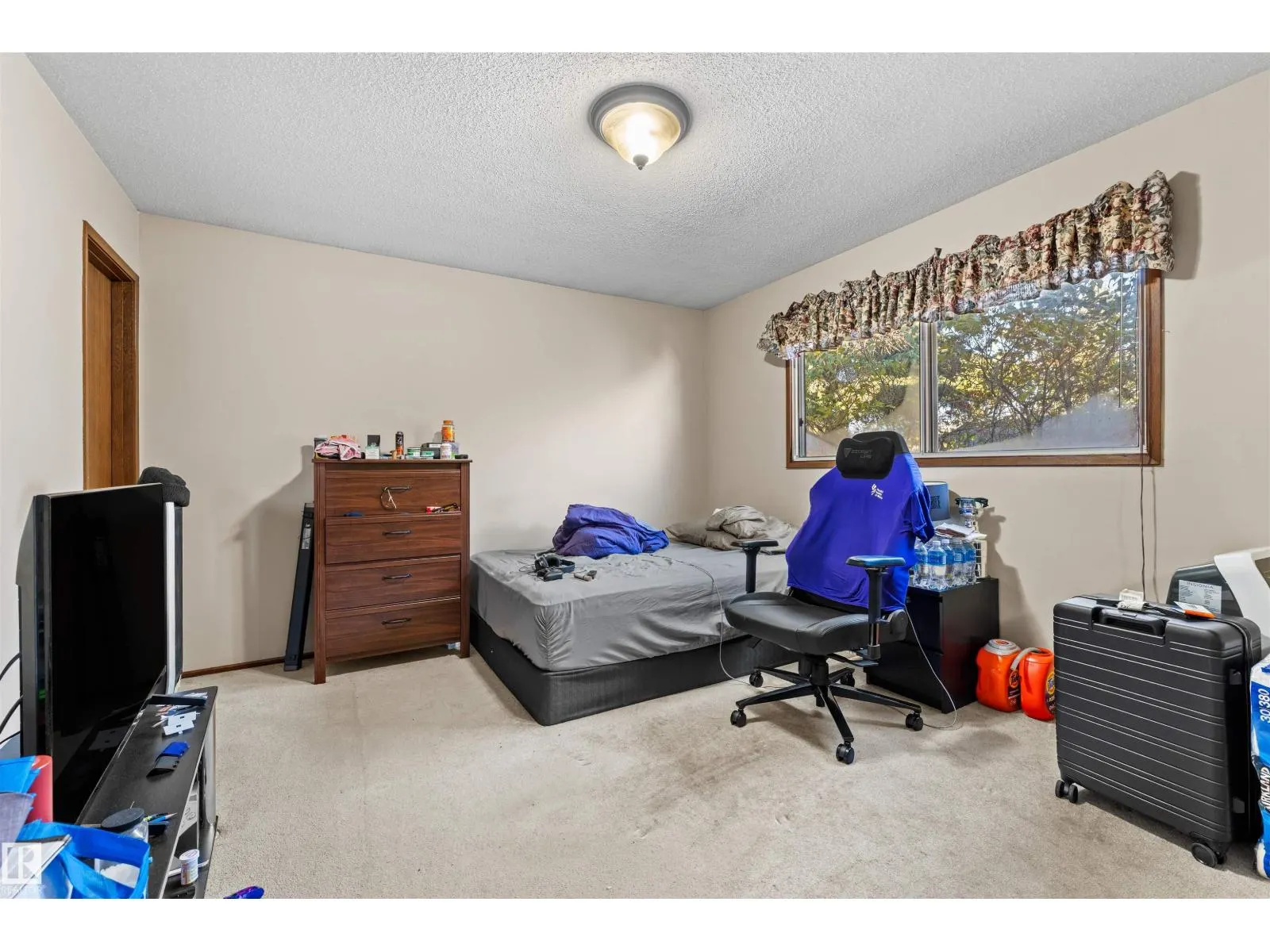 3508 20 AV NW