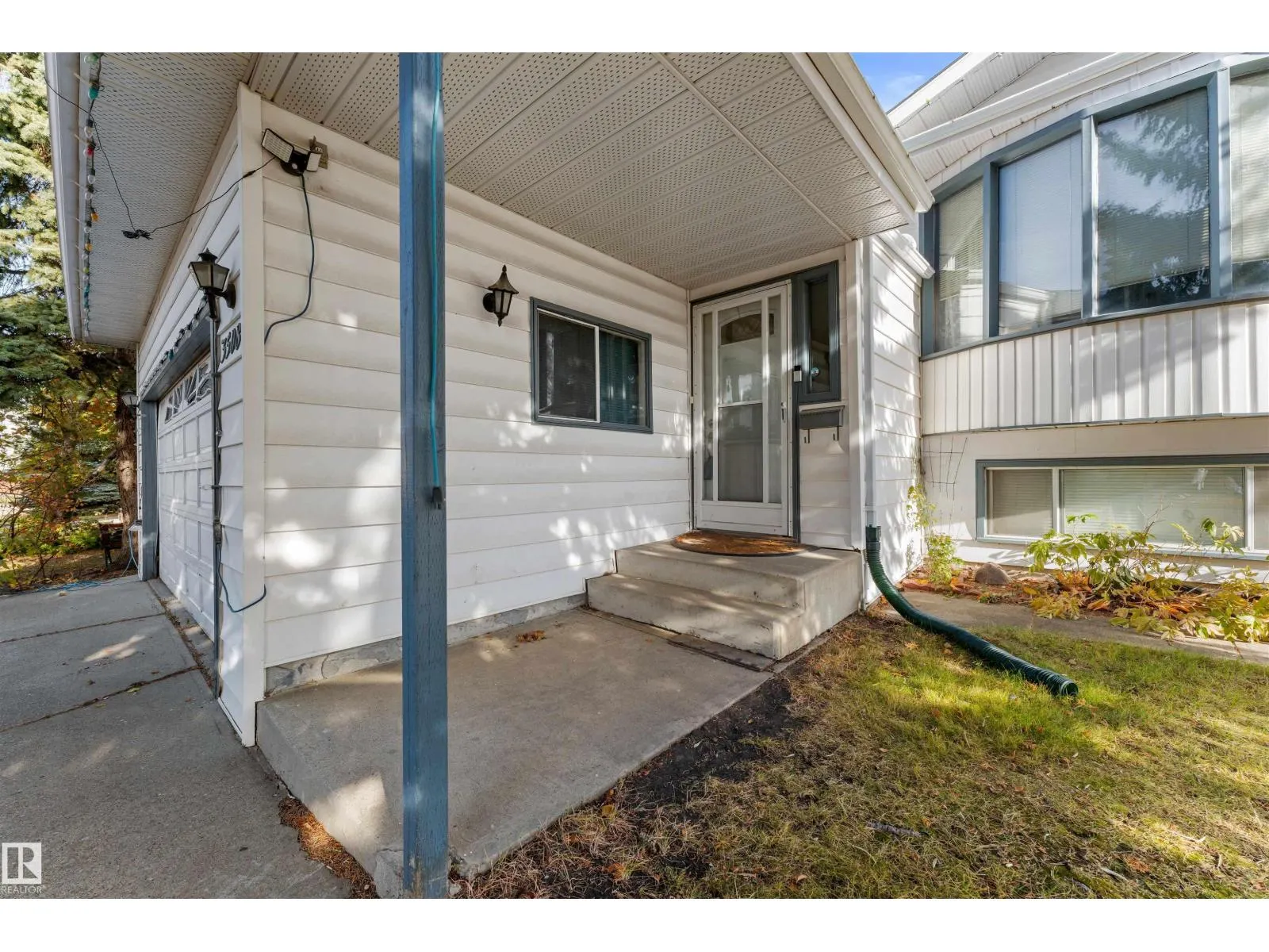 3508 20 AV NW