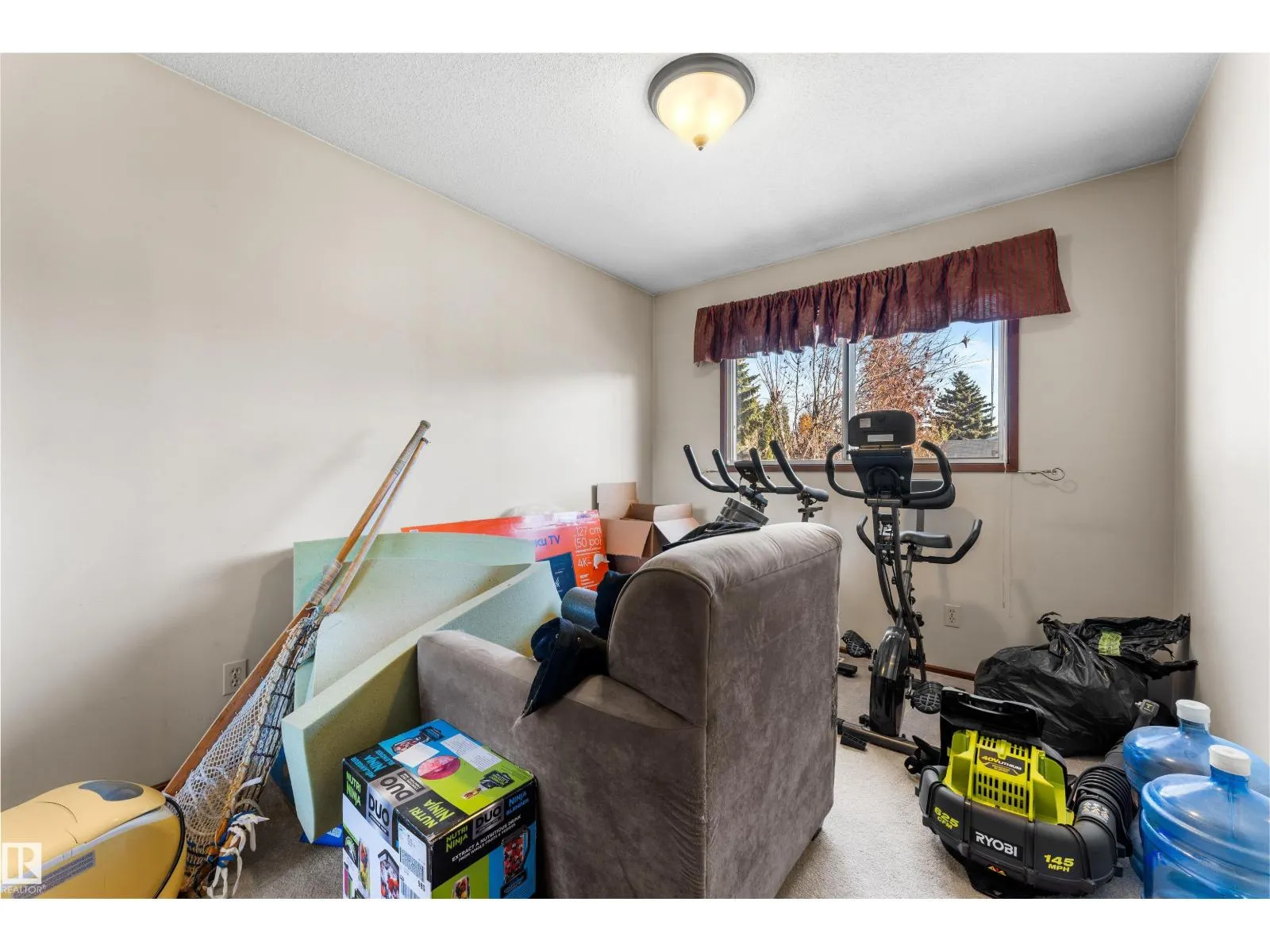 3508 20 AV NW