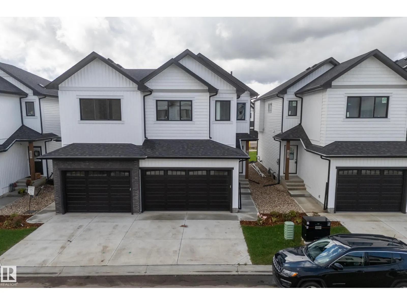 #64 5122 213A ST NW