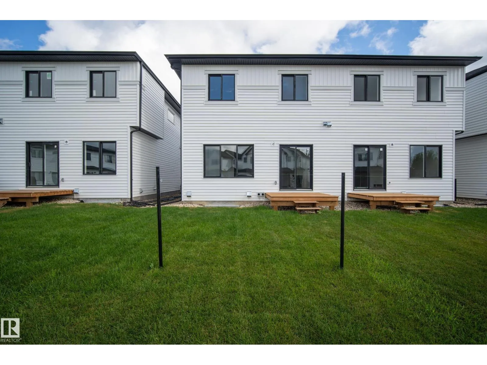 #64 5122 213A ST NW