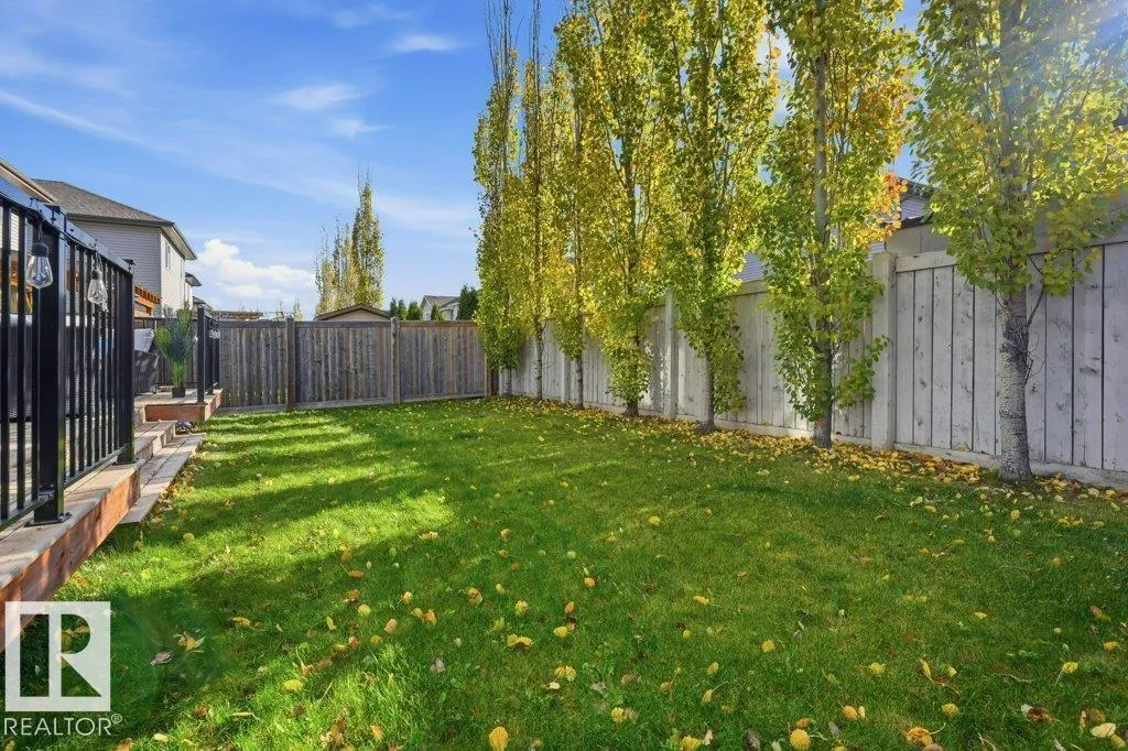 110 MEADOWLAND WY