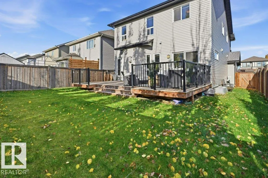 110 MEADOWLAND WY