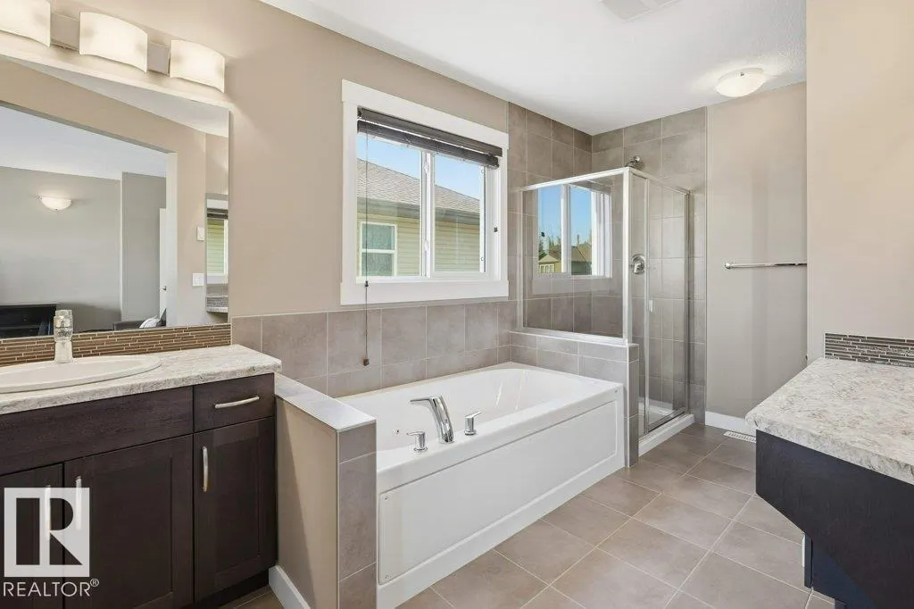 110 MEADOWLAND WY