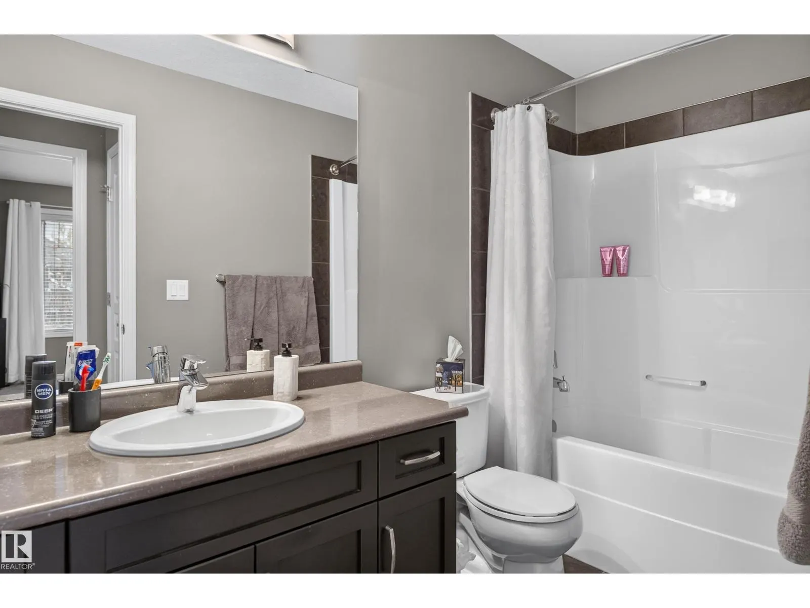 131 CY BECKER BV NW