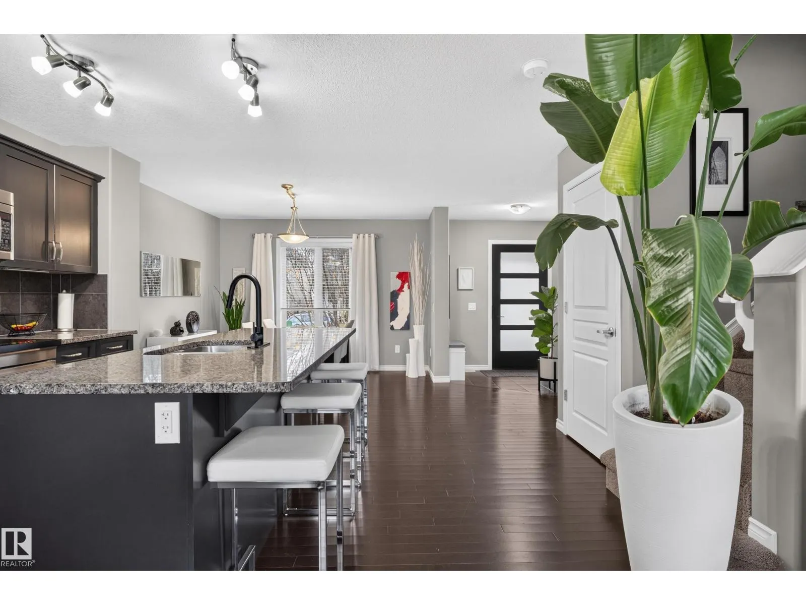 131 CY BECKER BV NW