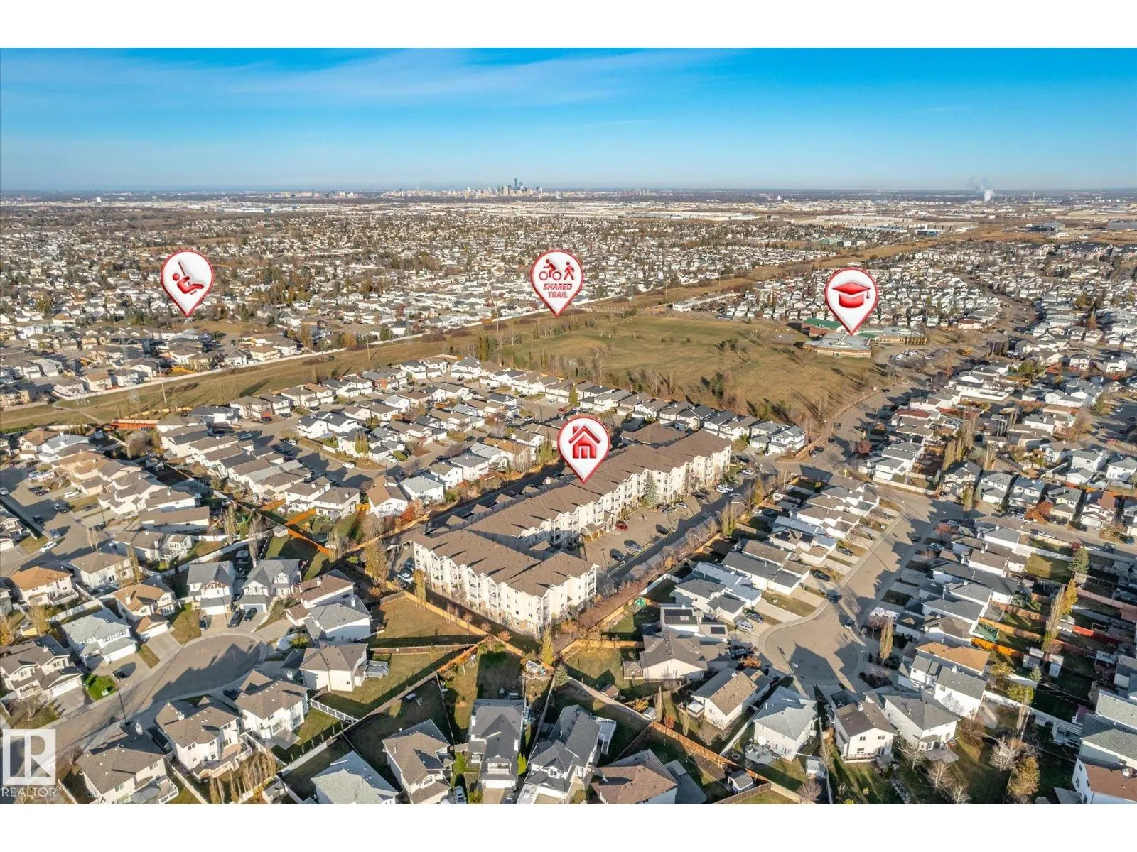 #305 2305 35A AV NW