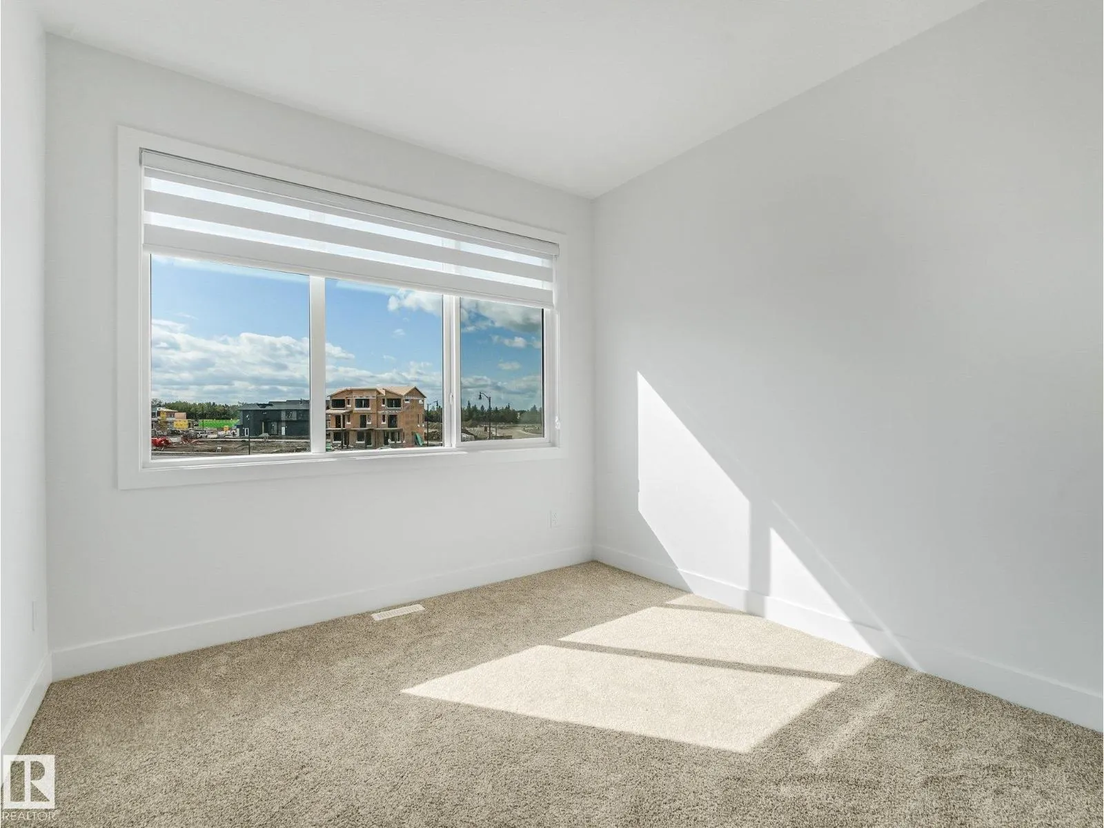 70 Ravenshire Wynd