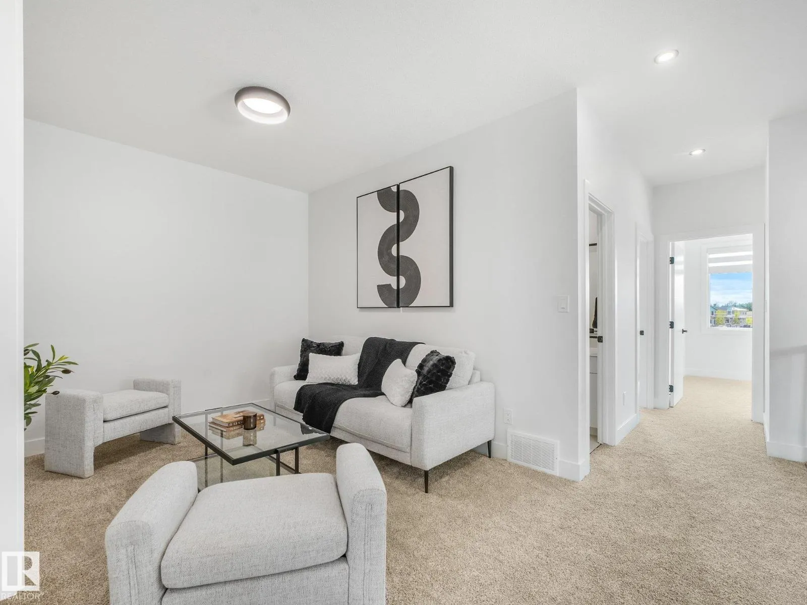 70 Ravenshire Wynd