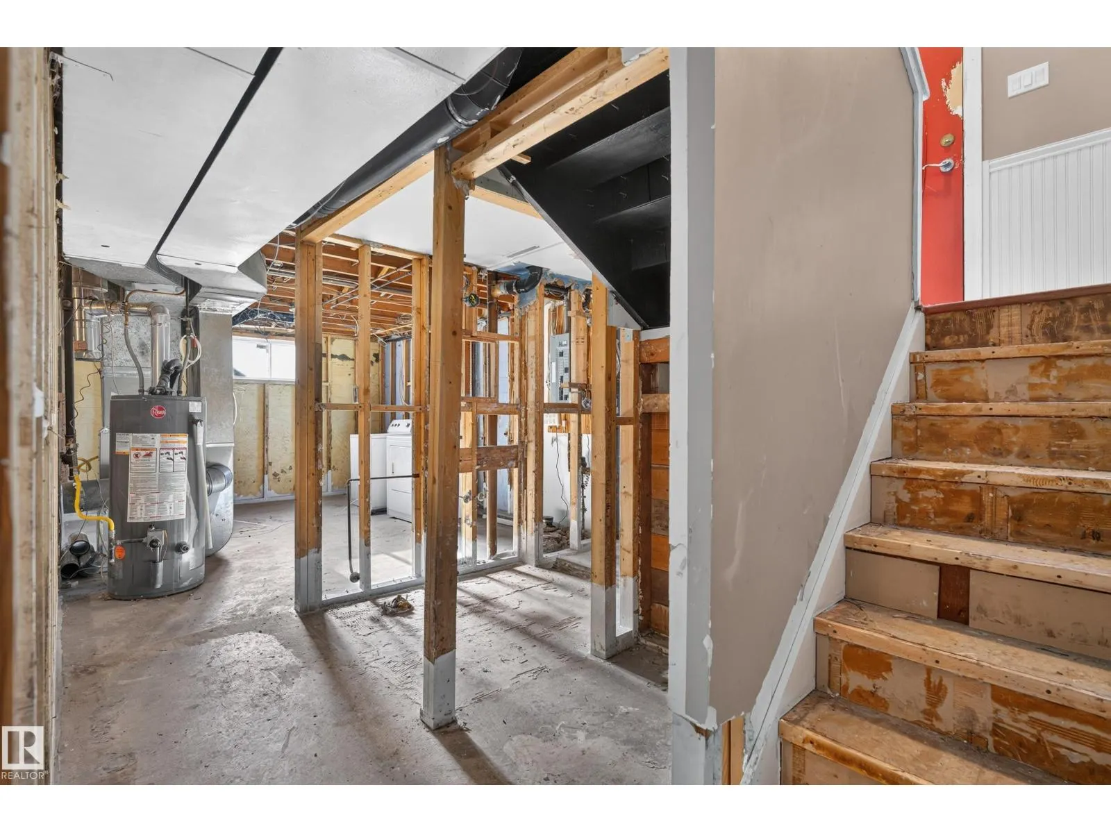 12334 79 ST NW