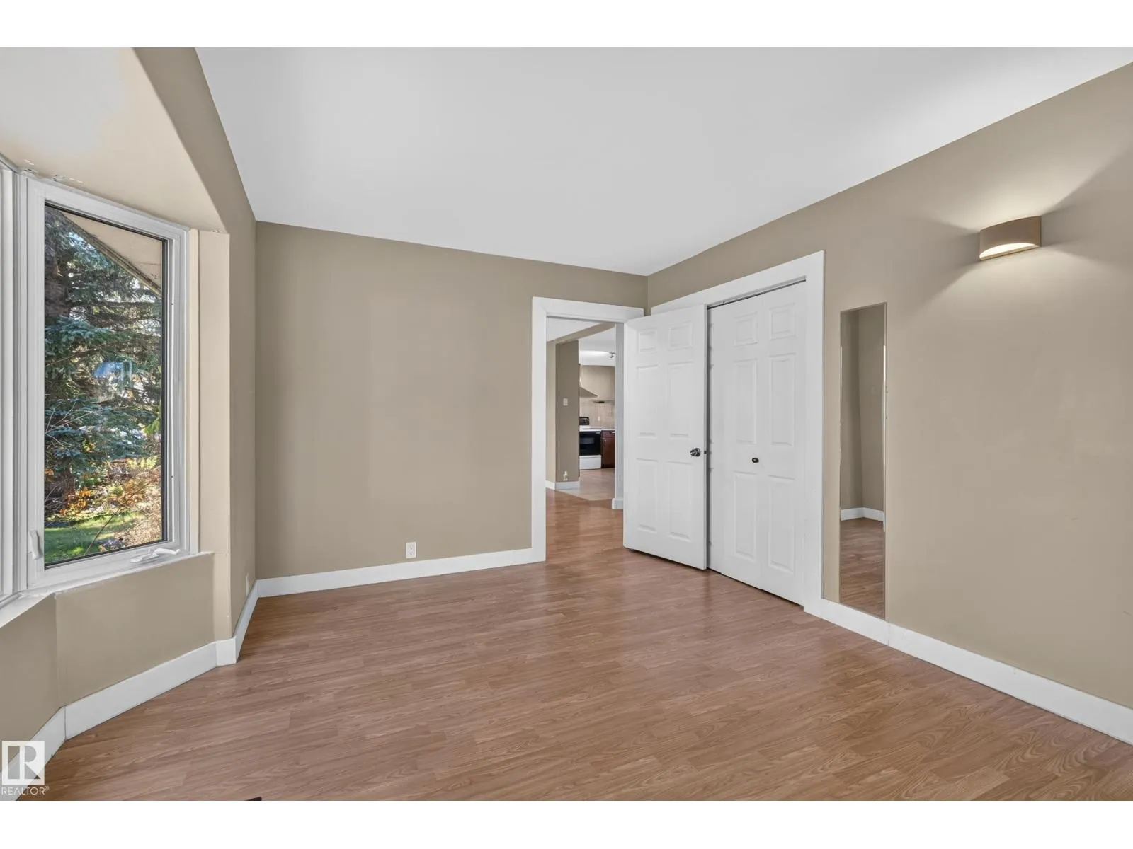 12334 79 ST NW