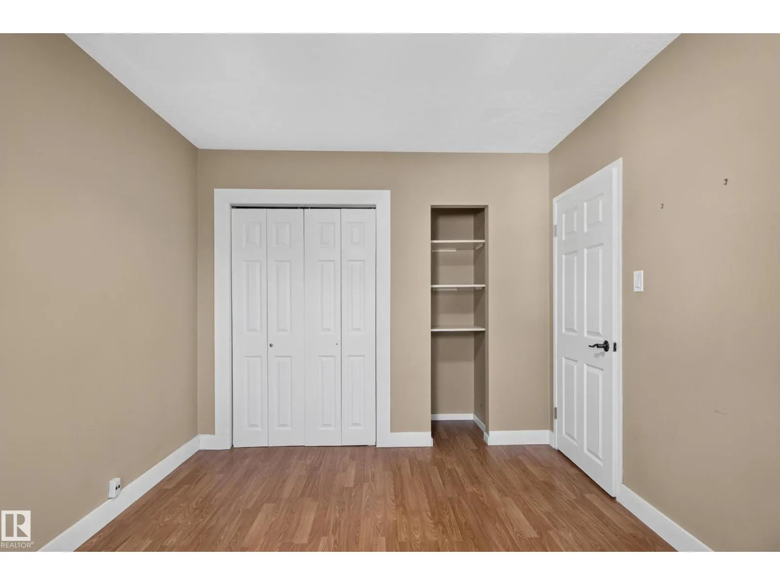 12334 79 ST NW