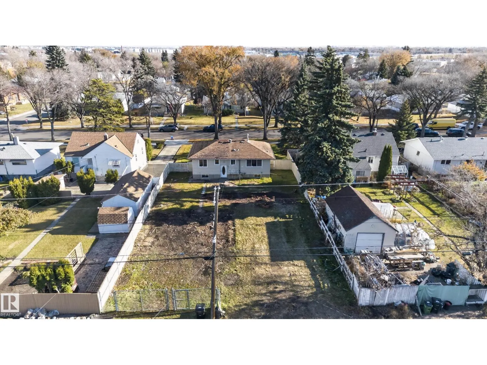 12334 79 ST NW