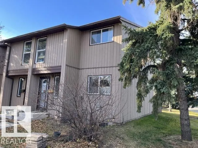 #129 10633 31 AV NW