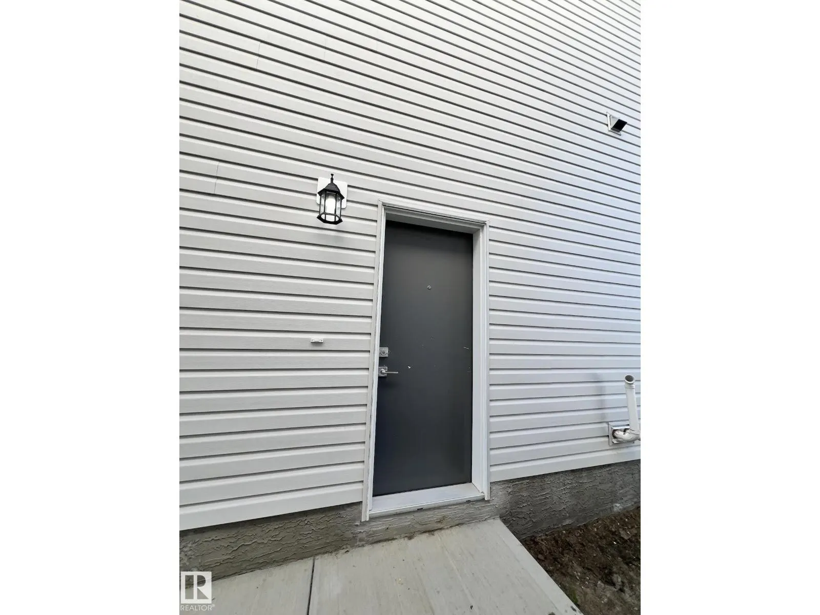 #BSMT 6628 46 AV