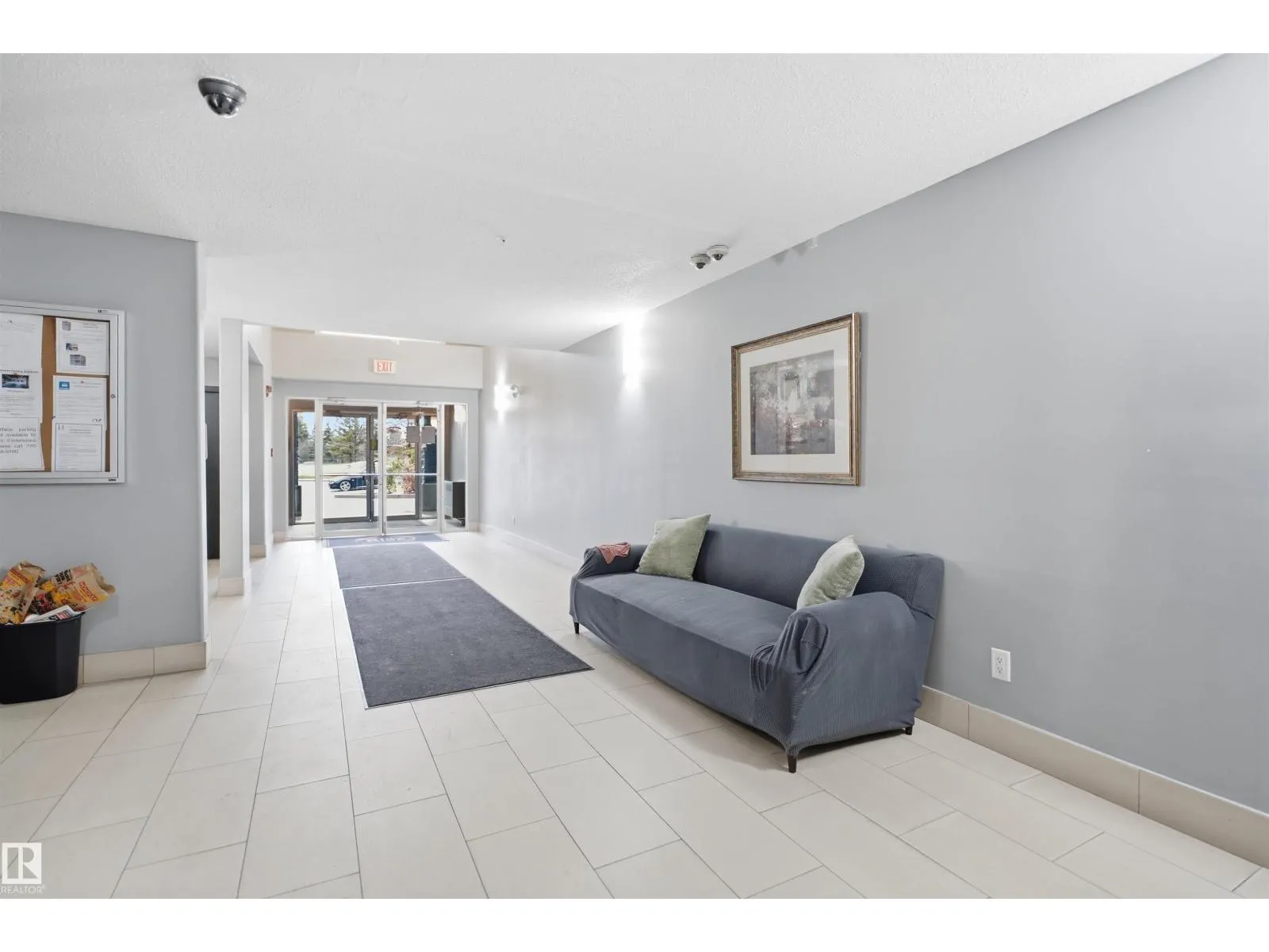 #317 14808 125 ST NW