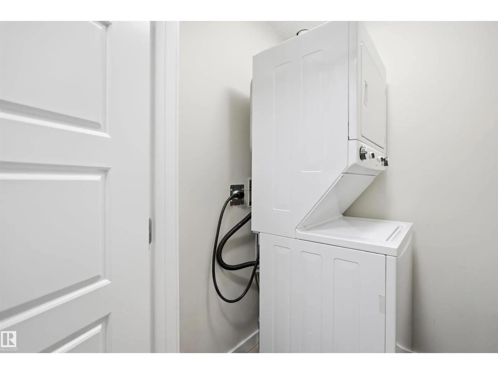 #317 14808 125 ST NW