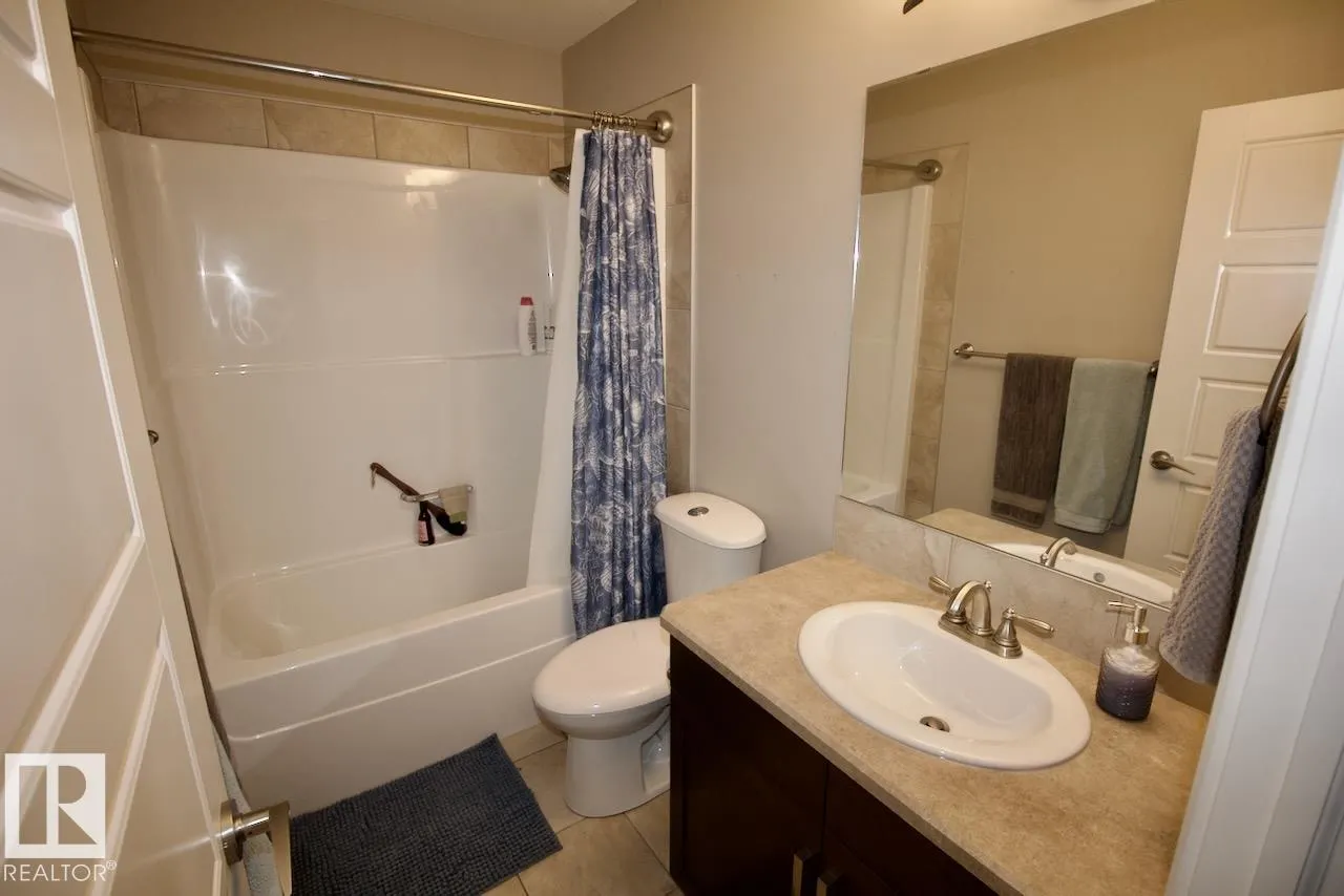 7704 ELLESMERE LN