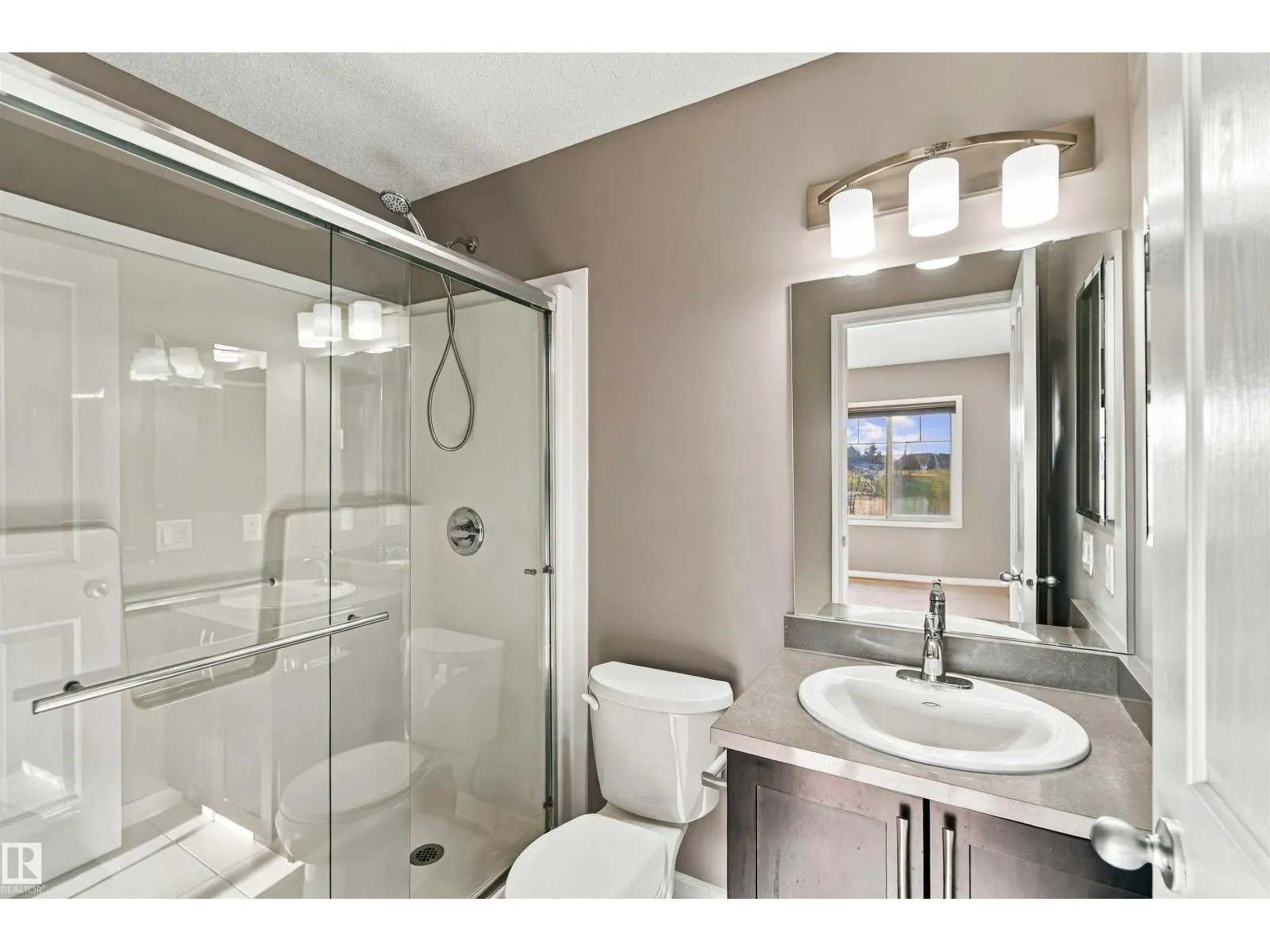 #2 1140 CHAPPELLE BV SW