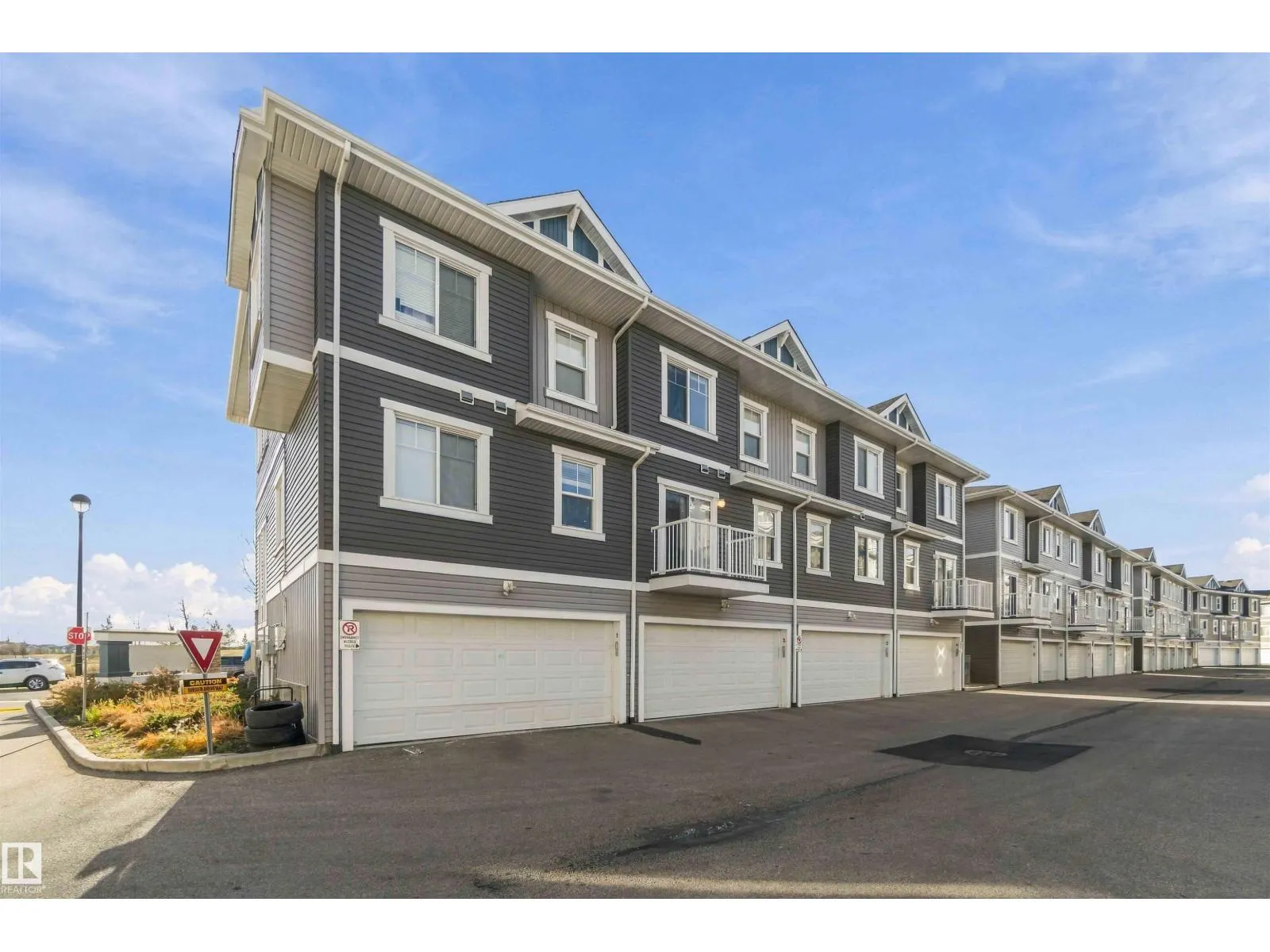 #2 1140 CHAPPELLE BV SW