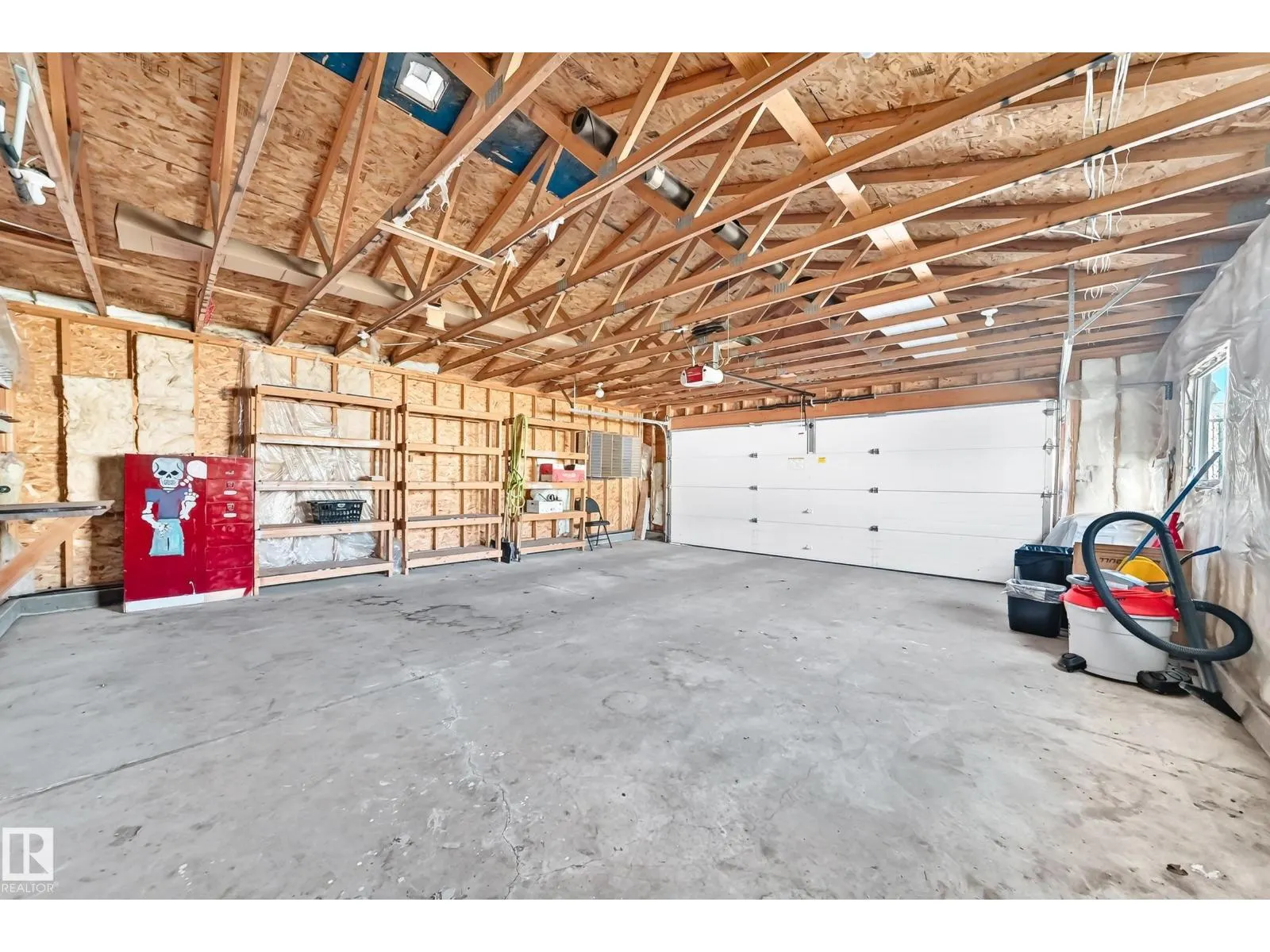 9527 139 AV NW