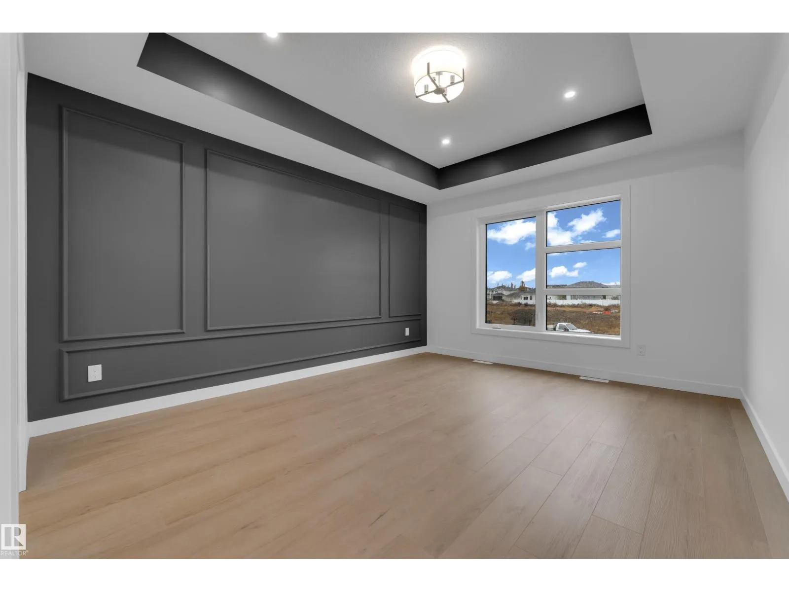9223 156 AV NW