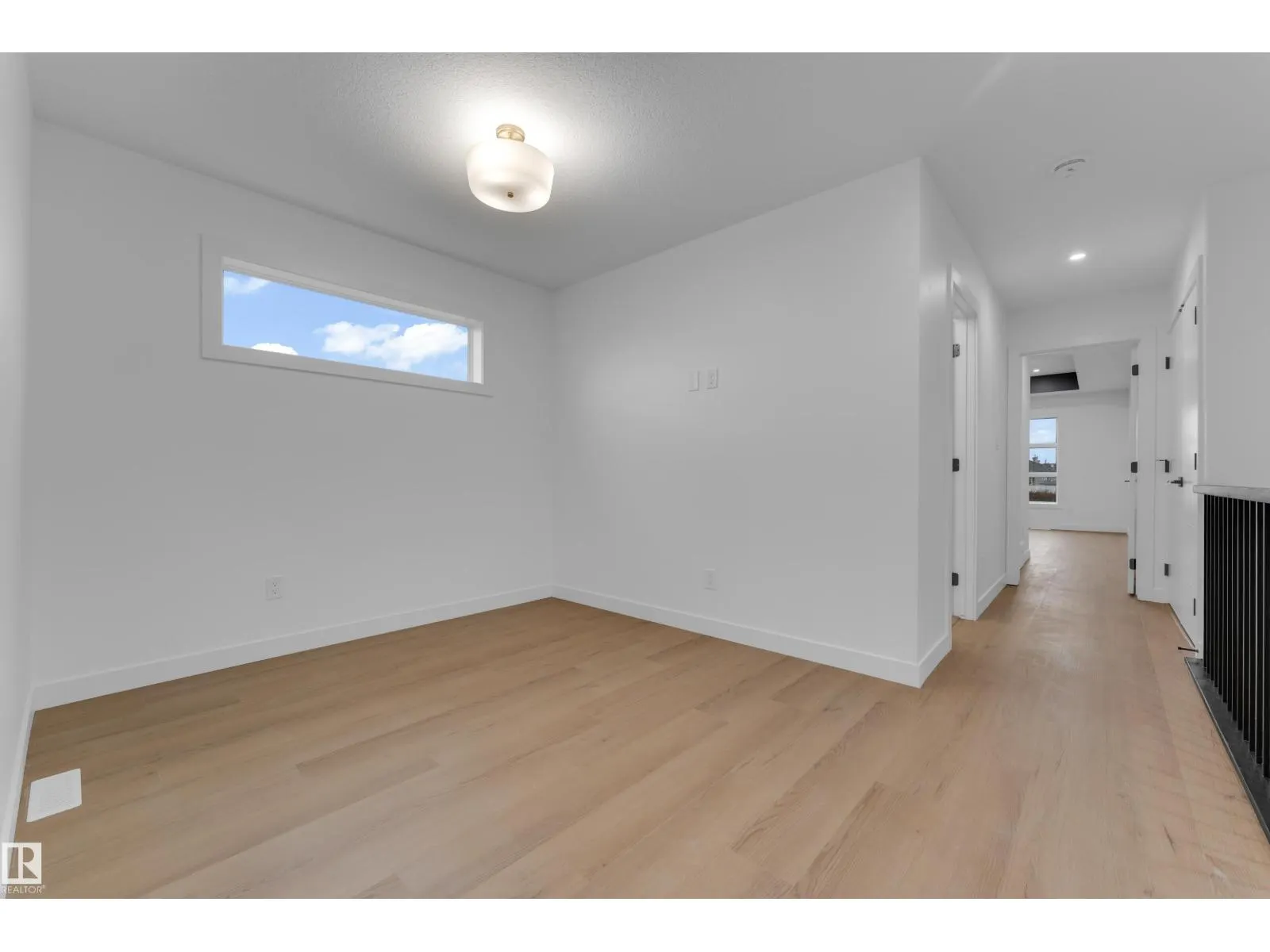 9223 156 AV NW
