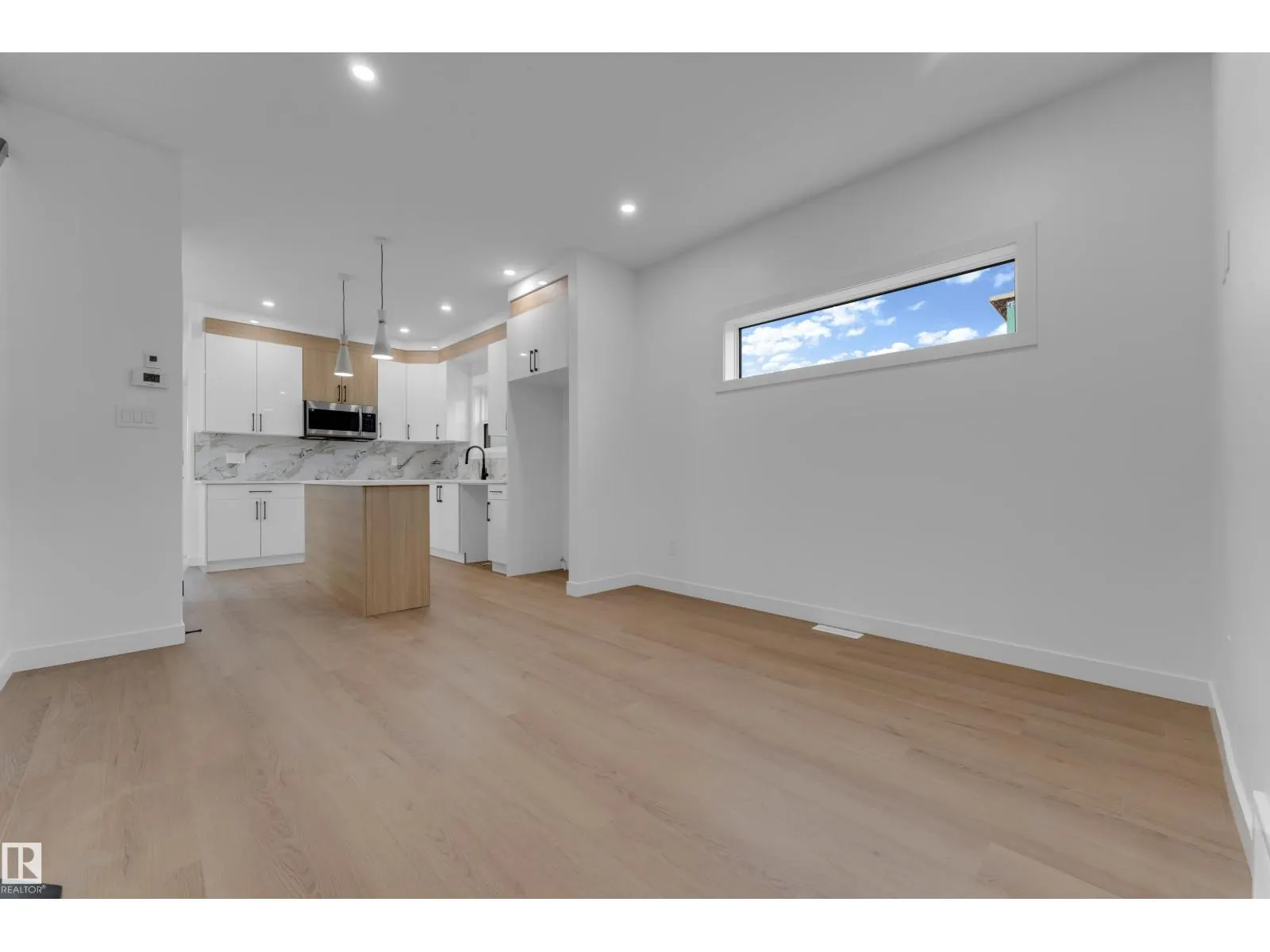 9223 156 AV NW