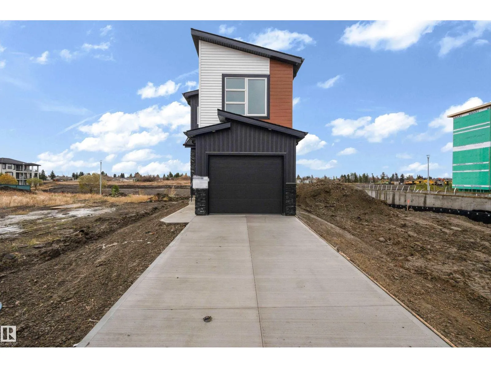 9223 156 AV NW