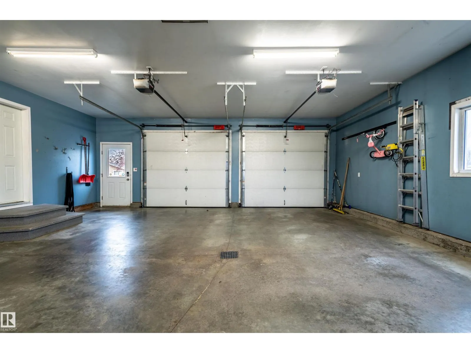 5307 46 ST
