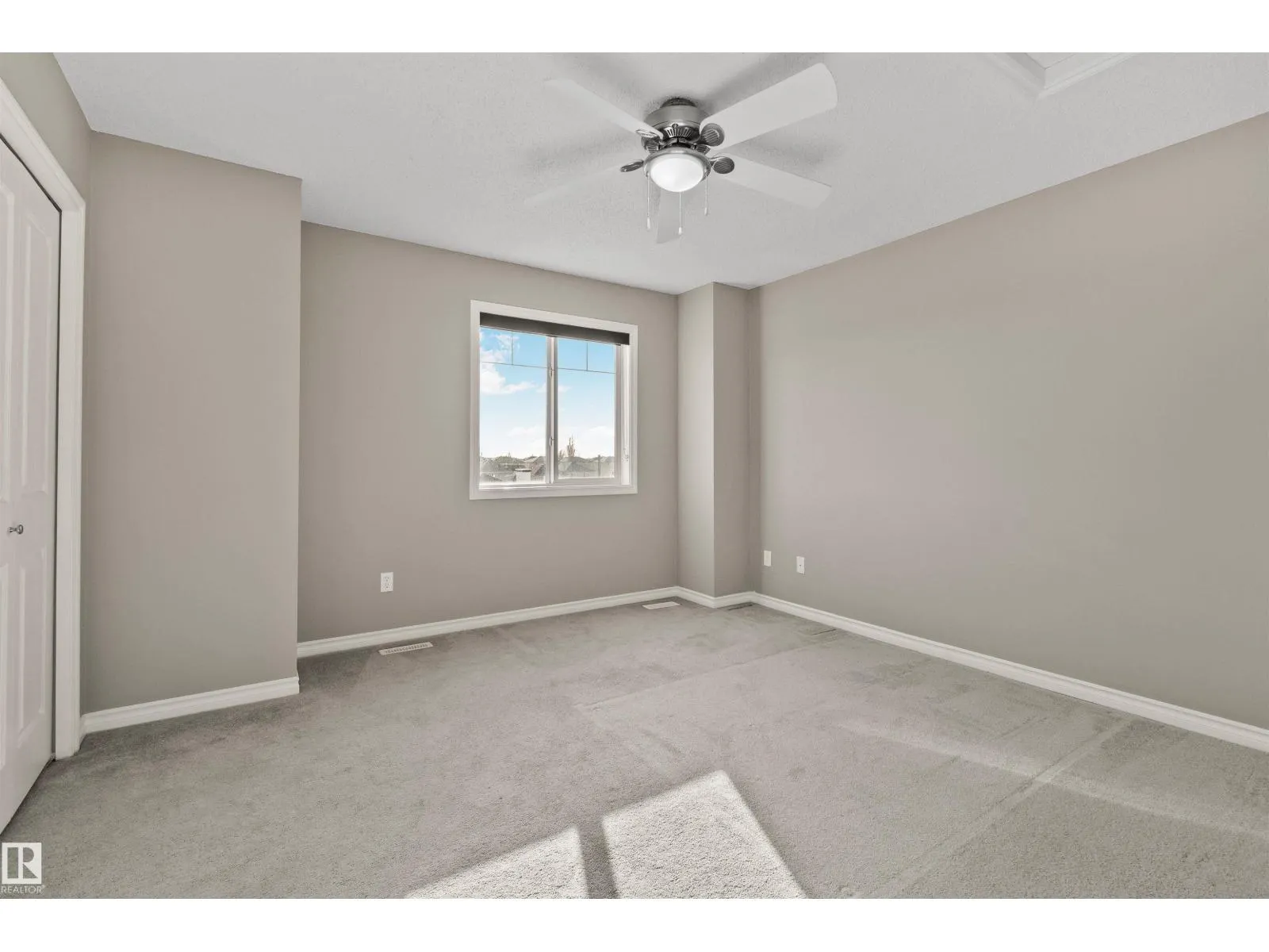 #1 3010 33 AV NW NW