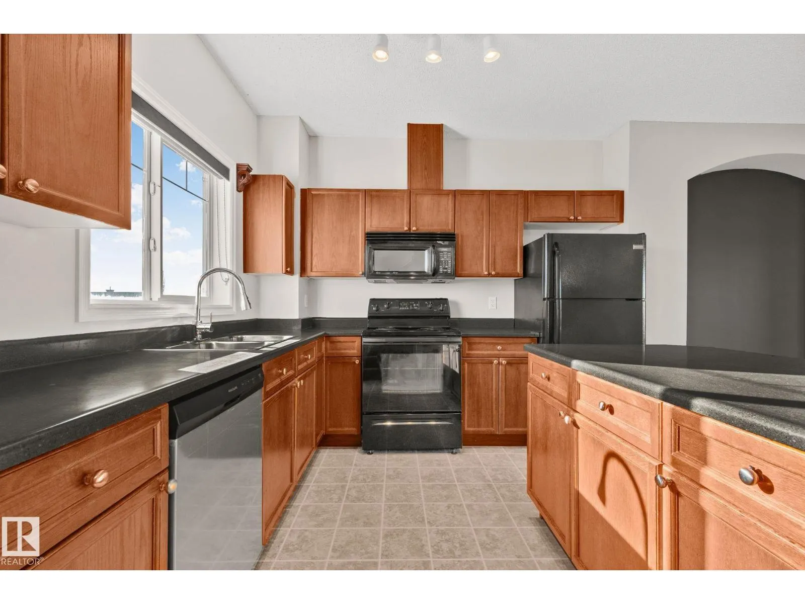 #1 3010 33 AV NW NW