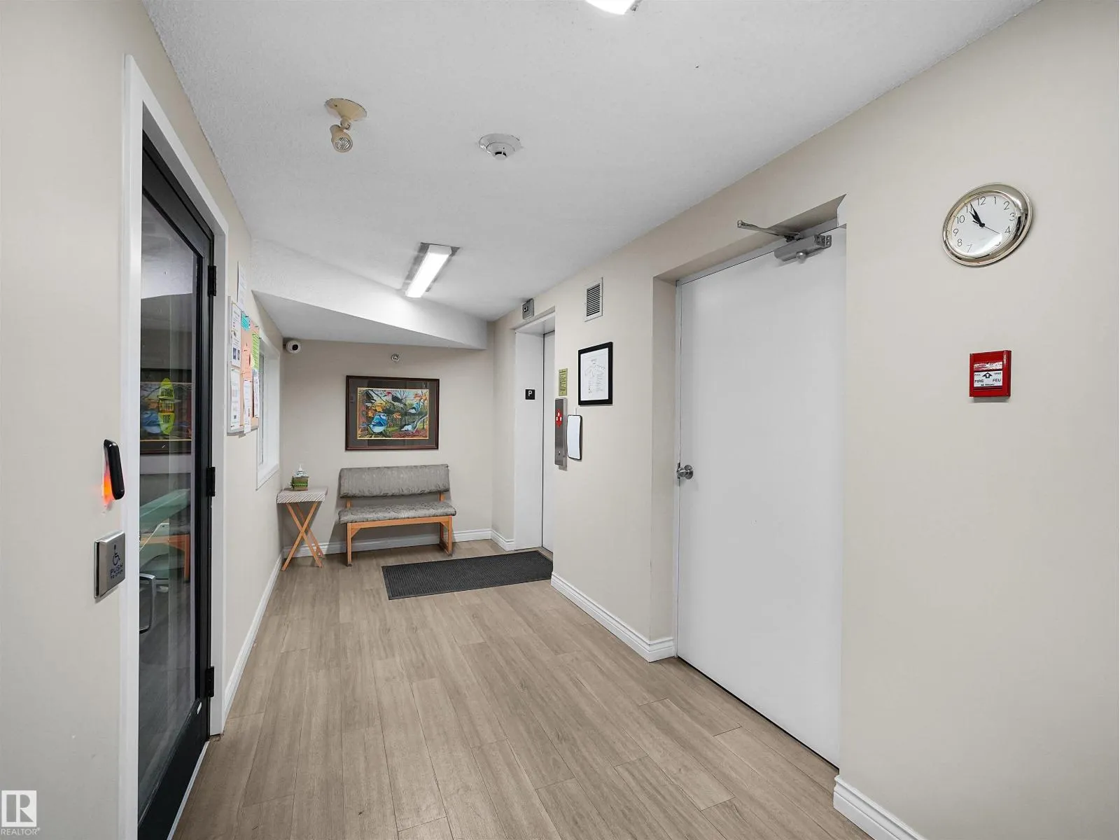 #314 10935 21 AV NW
