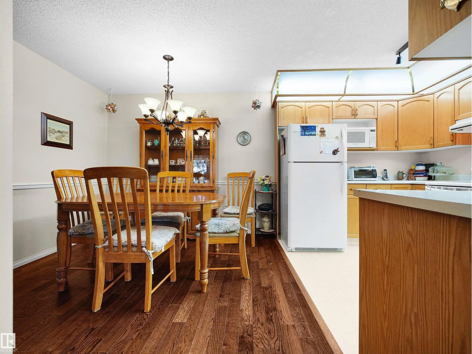 #314 10935 21 AV NW