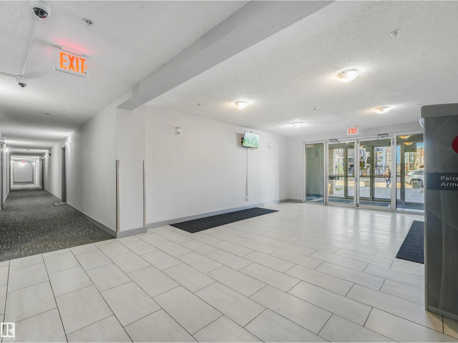 #401 11804 22 AV SW SW