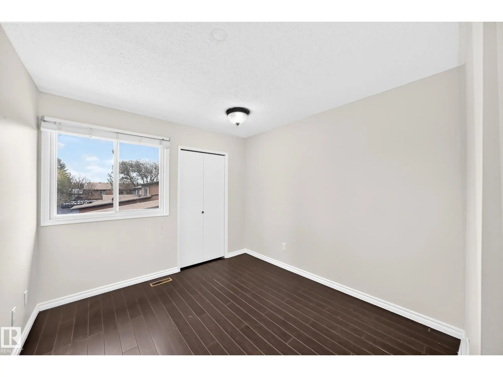 13621 28 ST NW