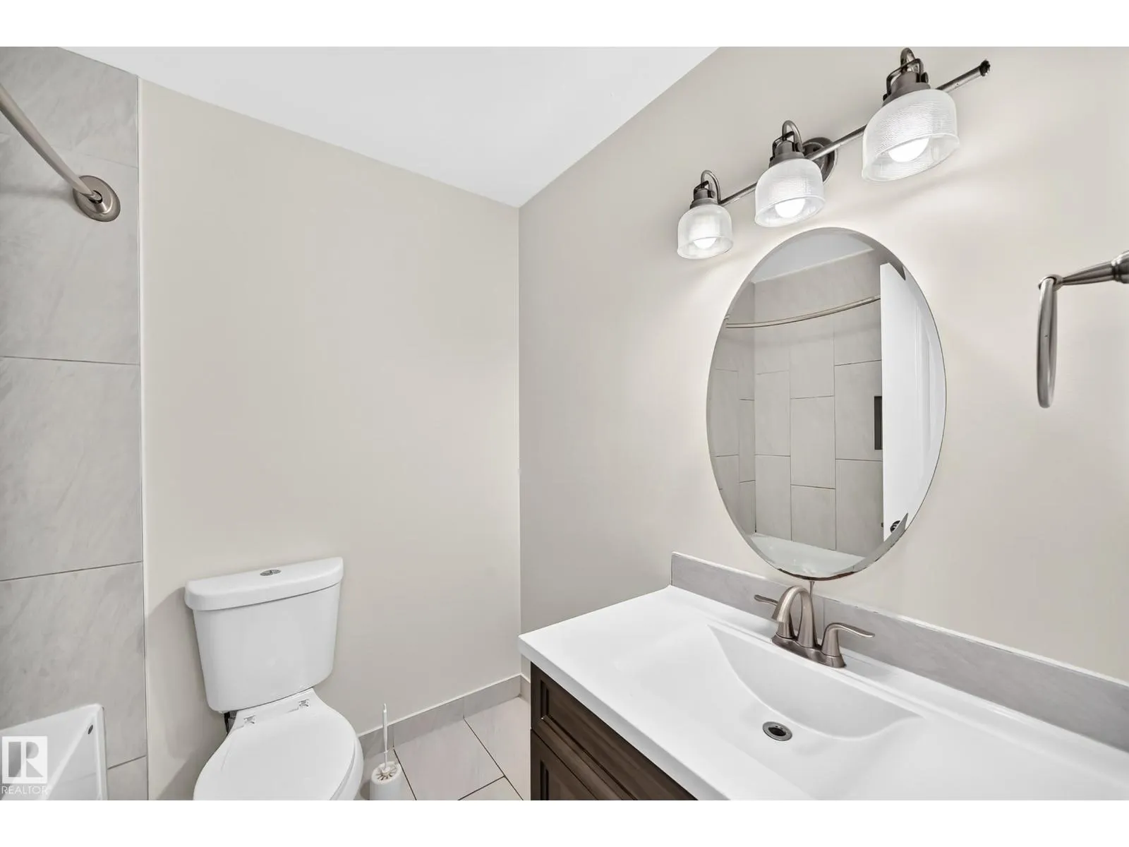 13621 28 ST NW