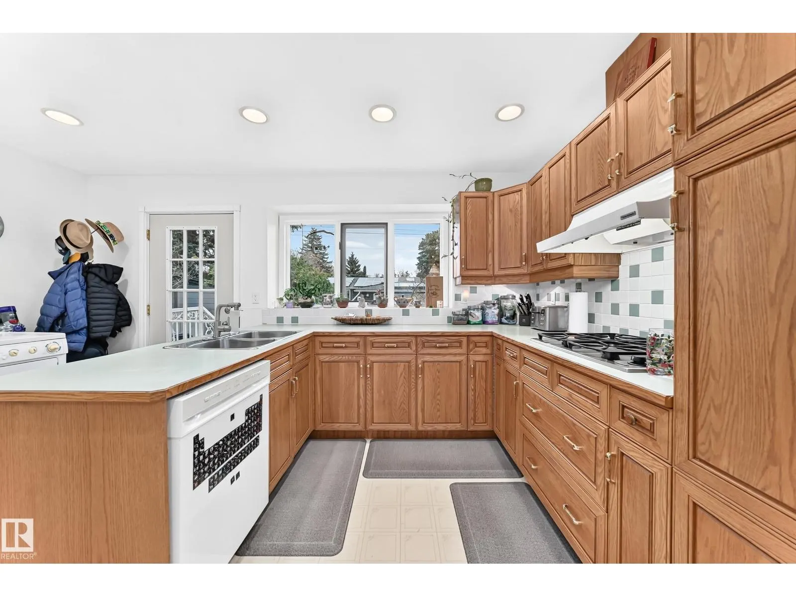 15210 79A AV NW