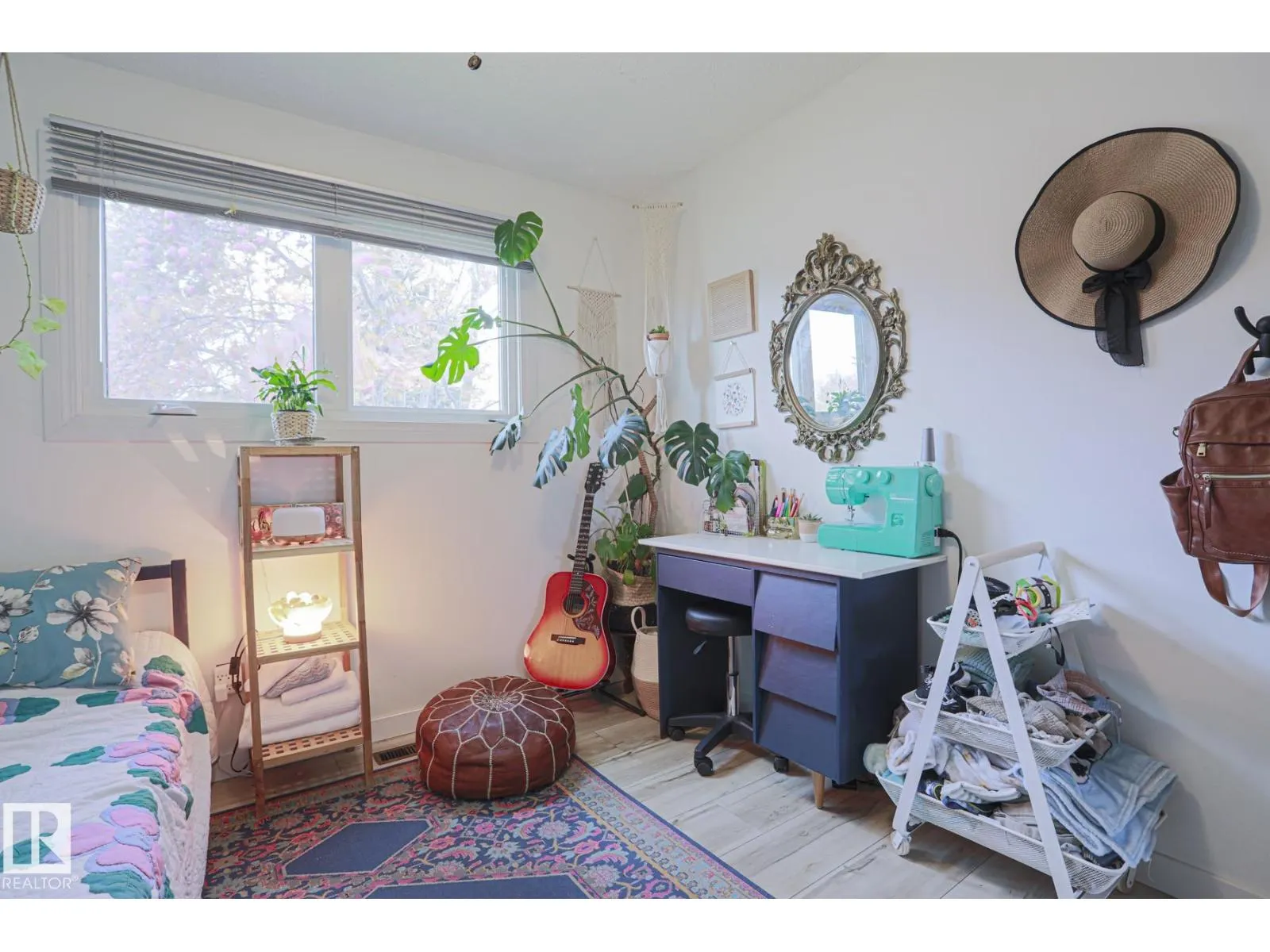 4109 44 ST