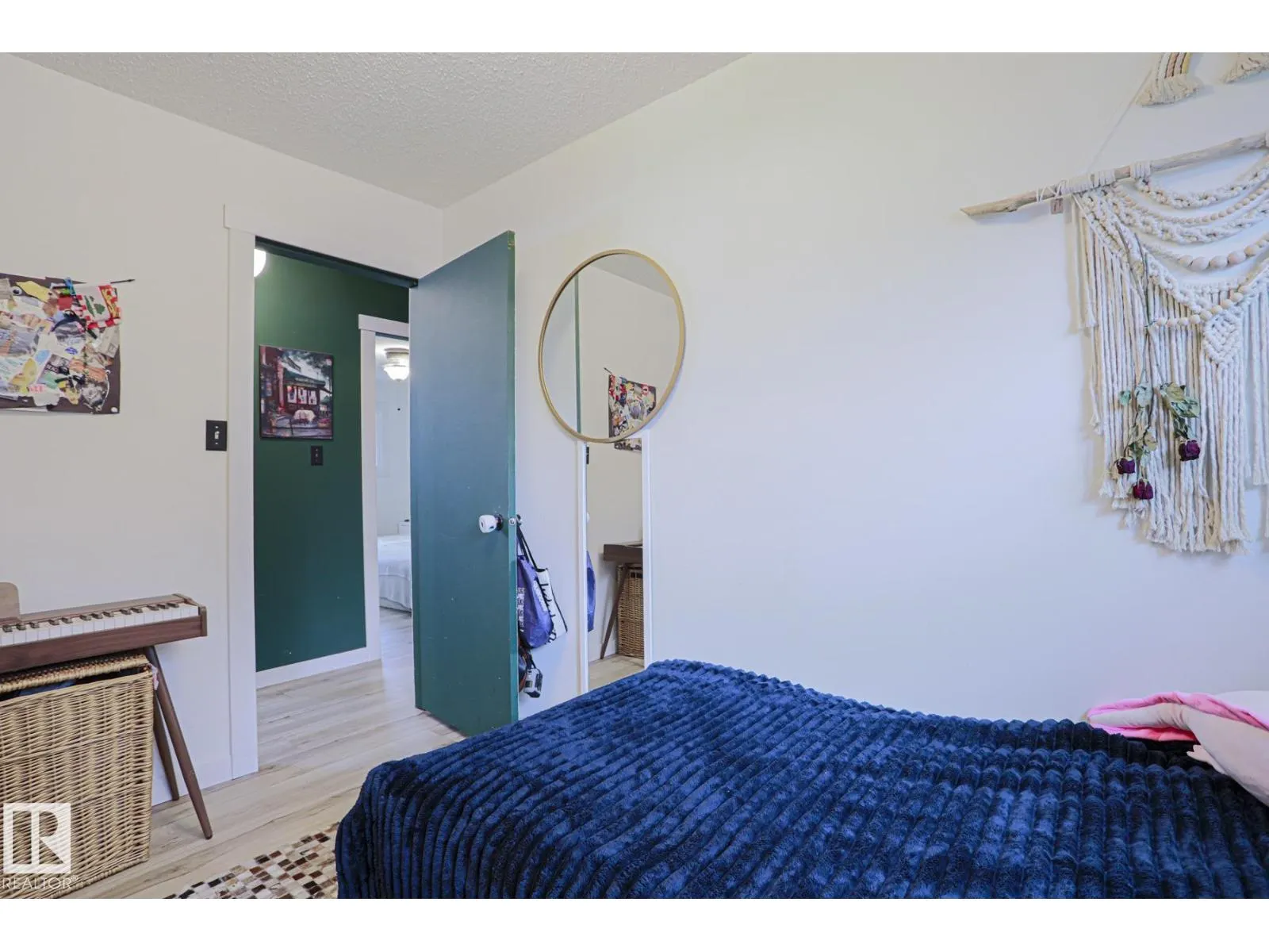 4109 44 ST