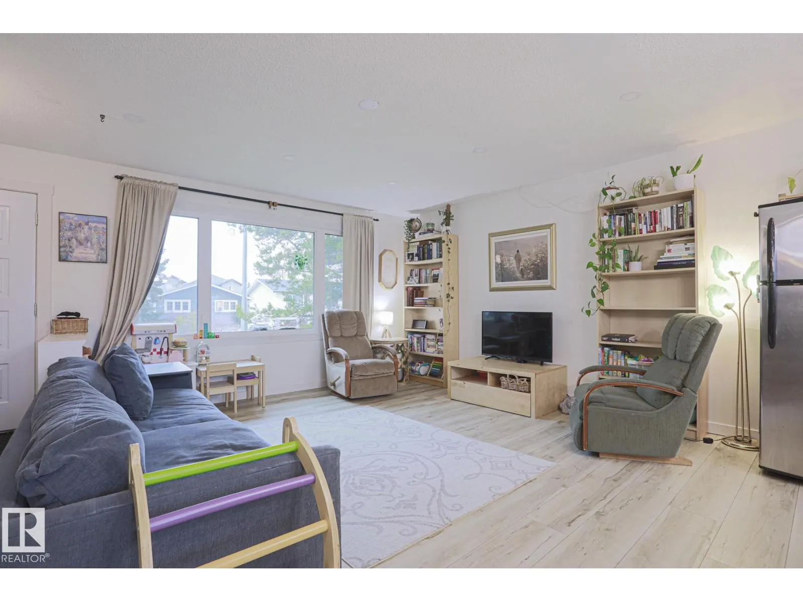 4109 44 ST