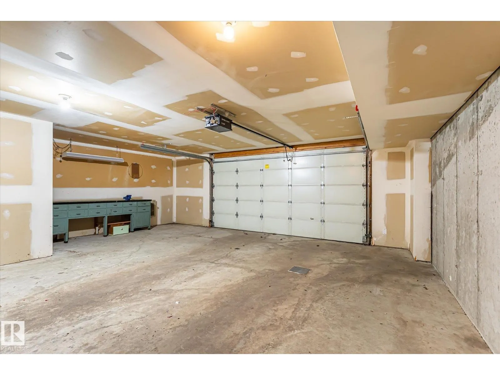 #111 11115 9 Ave NW