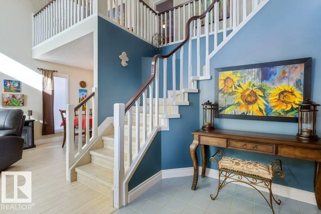 9 PAQUETTE PL