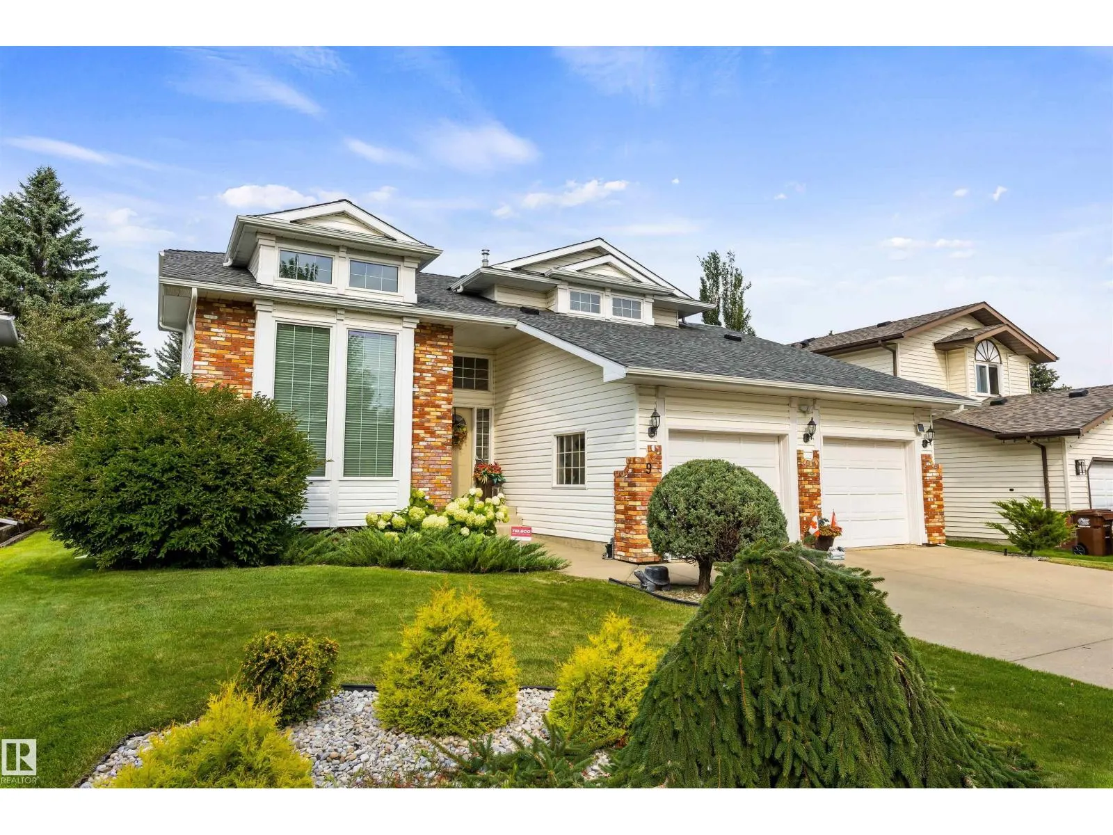 9 PAQUETTE PL